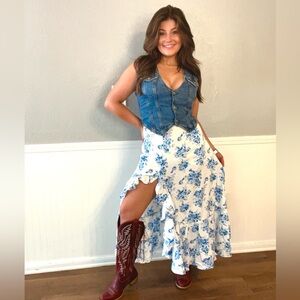 Floral Maxi skirt